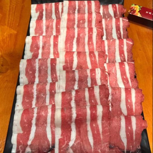 招牌鲜肥牛